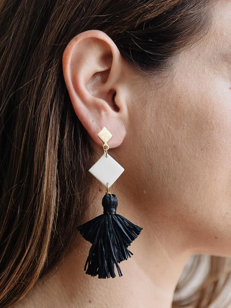 Abbey Earrings - Black