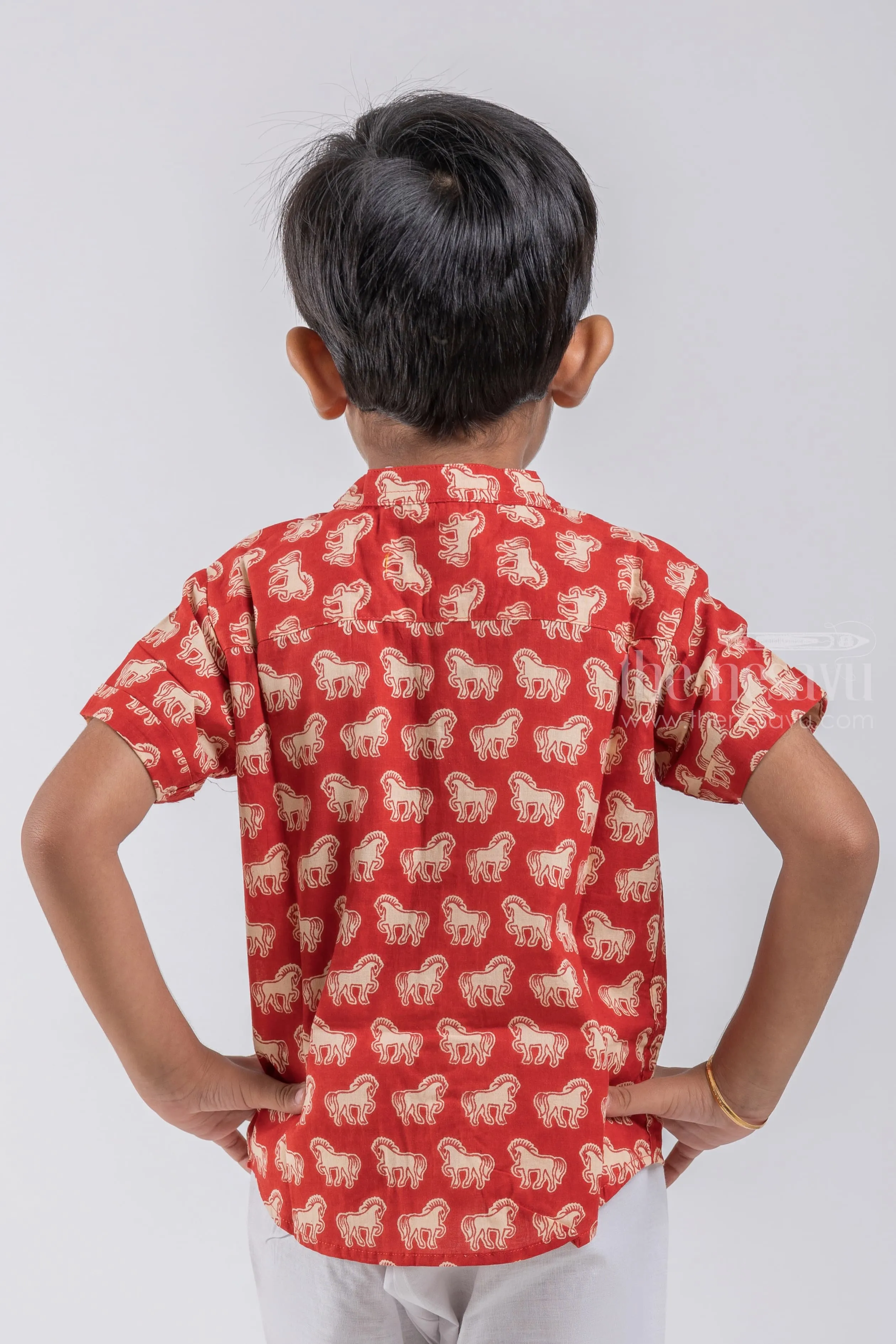 Boys' Horse Print Shirt | Mul Mul Cotton | Nesavu | Equestrian-inspired Style for Young Adventurers